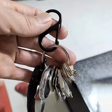 DoubleHook™ - Noir - Plein air chez Franco